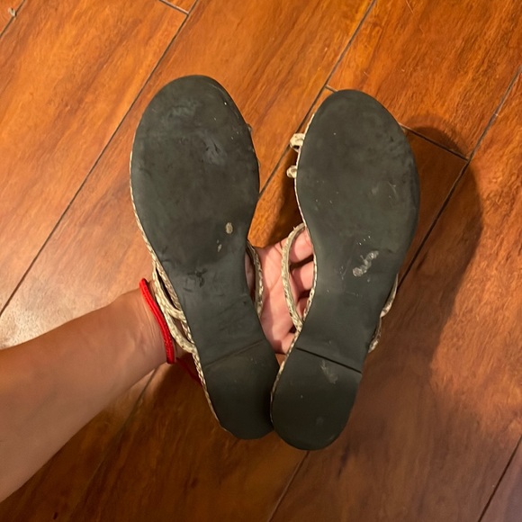 SOLD❌Reformation Ludo Toe Ring Strappy Flat Sandals in Tan Snake - Picture 3 of 6